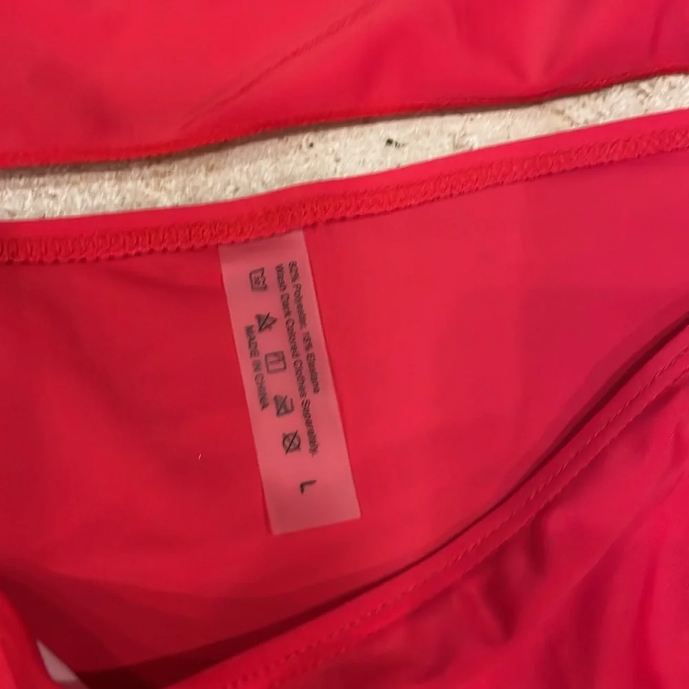 NWOT Red tankini bathing suit - Picture 2 of 4